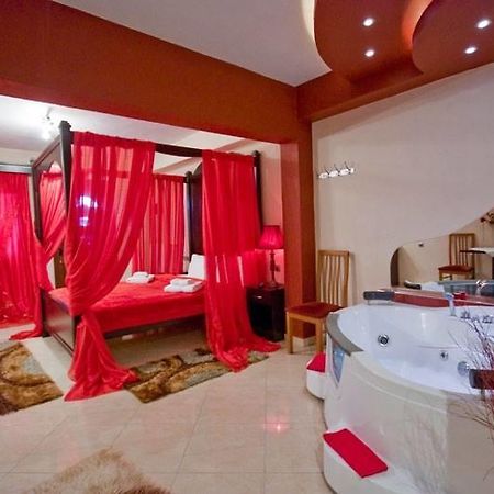 Neraides Hotel Káto Loutrákion Kültér fotó