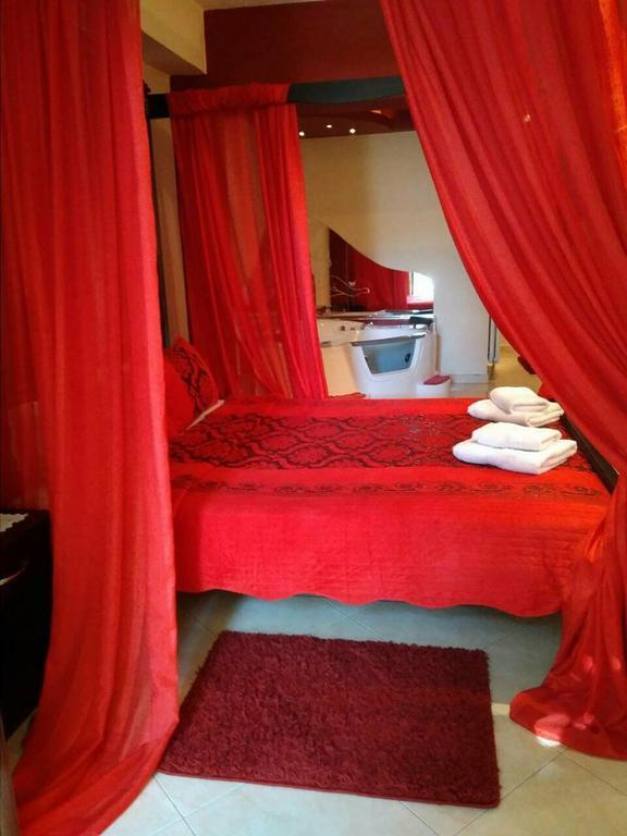 Neraides Hotel Káto Loutrákion Kültér fotó